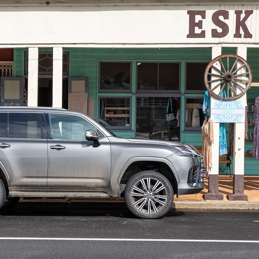 Kimberley Weekender Esk